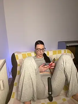 Trixie-Tainted online show from October 6, 1:23 pm