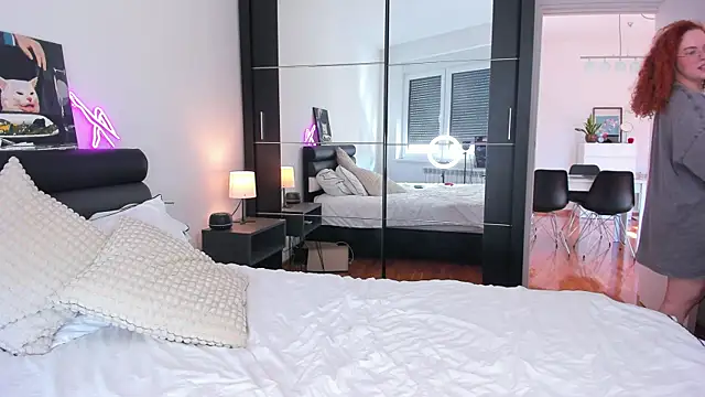 YammyPie online show from February 8, 9:35 am