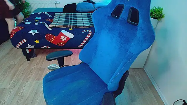 CranberryHot online show from April 14, 6:24 pm