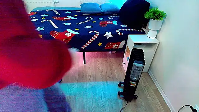 CranberryHot online show from March 13, 5:23 am