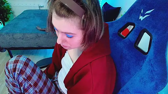 CranberryHot online show from October 27, 2:12 am