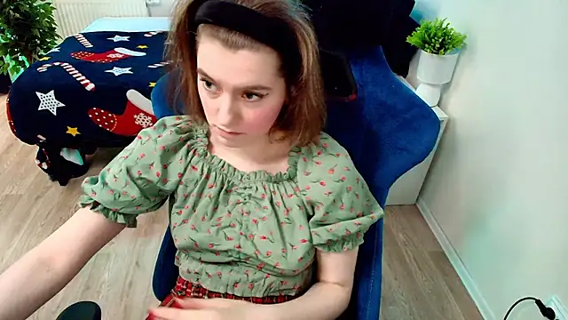 CranberryHot online show from March 6, 12:33 pm