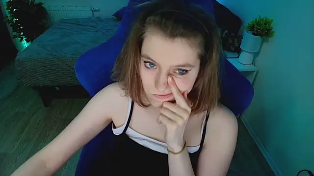 CranberryHot online show from April 26, 3:37 am