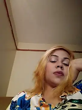 Nainagupta7890 online show from December 21, 7:10 am