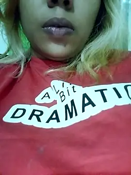 Nainagupta7890 online show from November 18, 6:11 pm