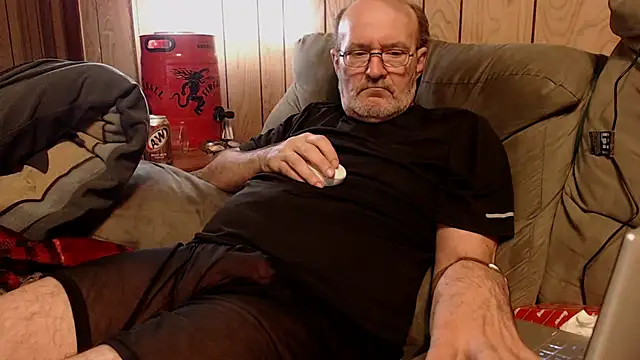 snickers1 online show from November 30, 7:20 am