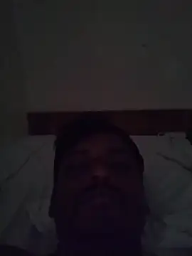 rohanhotguy online show from April 22, 9:38 am