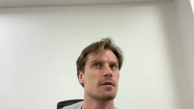 fmodel online show from February 6, 2:13 pm