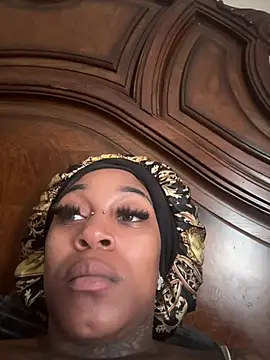 Creamesensation online show from February 9, 5:55 pm