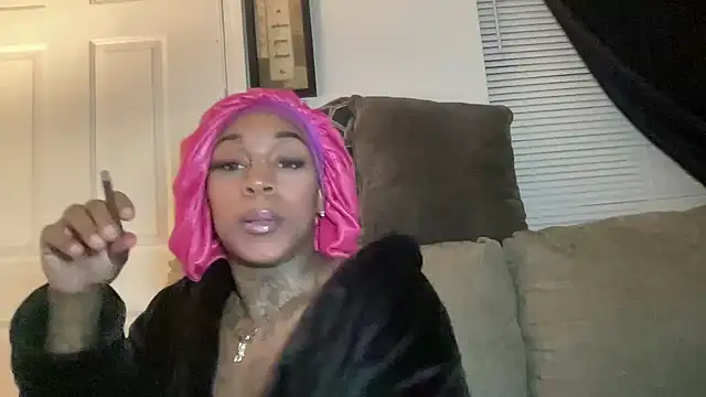 Creamesensation online show from May 1, 4:39 am