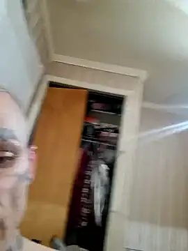 Casey884life online show from December 17, 11:48 am