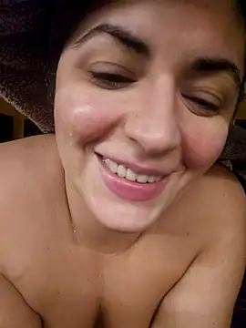 einneuesleben online show from April 3, 6:03 pm