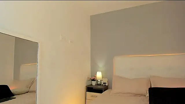 Snapshot of NataliaBuiles chatting on May 21, 12:24 pm NataliaBuiles online show from May 21, 12:24 pm