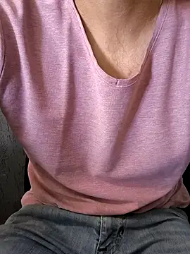 Snapshot of Leo_Big chatting on October 21, 12:26 pm Leo Big online show from October 21, 12:26 pm