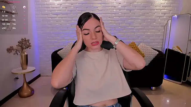 MorganHicks online show from September 12, 7:02 pm