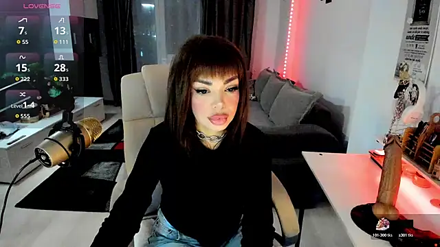 Miss kay1111 online show from November 18, 3:26 pm