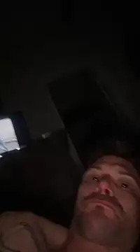 Snapshot of pussyaddict21 chatting on December 7, 8:38 am pussyaddict21 online show from December 7, 8:38 am