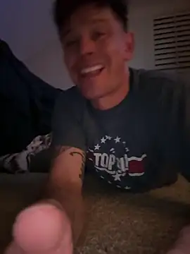 Snapshot of pussyaddict21 chatting on February 11, 5:47 am pussyaddict21 online show from February 11, 5:47 am