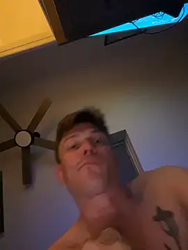 Snapshot of pussyaddict21 chatting on February 25, 4:57 am pussyaddict21 online show from February 25, 4:57 am