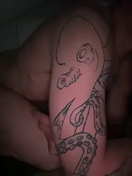 Snapshot of pussyaddict21 chatting on March 10, 6:16 am pussyaddict21 online show from March 10, 6:16 am