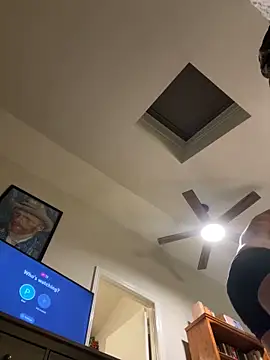 Snapshot of pussyaddict21 chatting on January 28, 2:21 am pussyaddict21 online show from January 28, 2:21 am