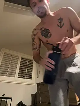 Snapshot of pussyaddict21 chatting on January 23, 1:51 am pussyaddict21 online show from January 23, 1:51 am