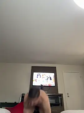 Snapshot of pussyaddict21 chatting on February 10, 7:26 am pussyaddict21 online show from February 10, 7:26 am