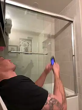 Snapshot of pussyaddict21 chatting on December 21, 8:21 pm pussyaddict21 online show from December 21, 8:21 pm