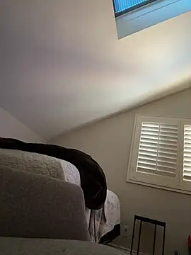 Snapshot of pussyaddict21 chatting on February 24, 2:51 am pussyaddict21 online show from February 24, 2:51 am