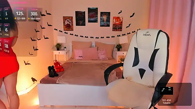 HelenaRegal online show from October 28, 2:27 pm