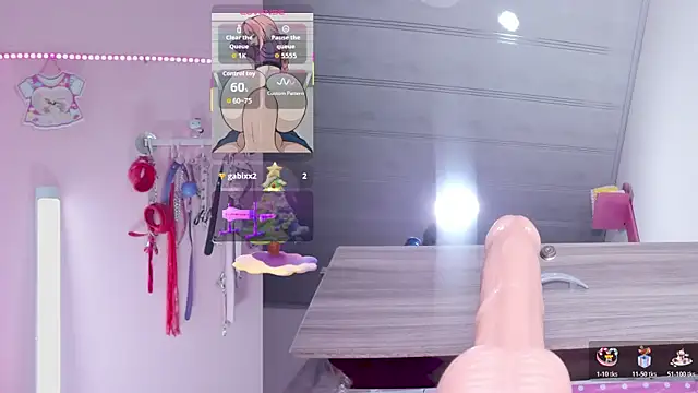 emily foxxxii online show from November 4, 8:01 pm