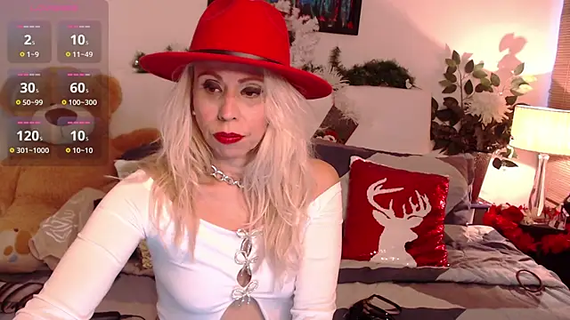 Snapshot of Luci_evans chatting on November 23, 9:25 pm Luci evans online show from November 23, 9:25 pm