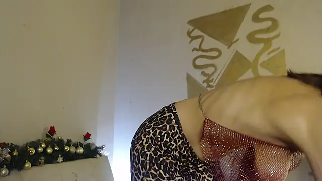 DIOSAHONEY online show from December 22, 1:17 am