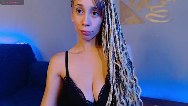 DIOSAHONEY online show from March 14, 9:10 pm