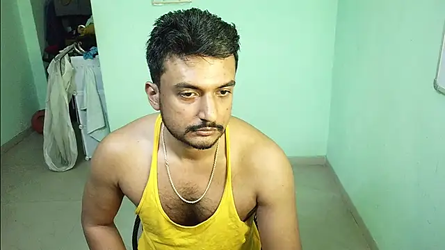 daringcutie online show from December 2, 12:00 am