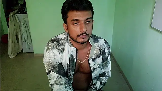 daringcutie online show from October 24, 9:30 am