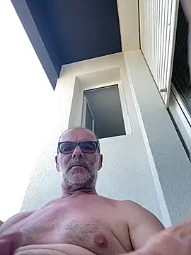 Snapshot of CastTaurus chatting on July 20, 1:13 pm CastTaurus online show from July 20, 1:13 pm