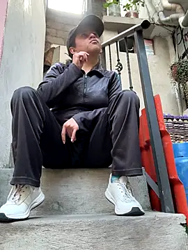 latinfemale online show from November 20, 7:36 pm