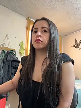 latinfemale online show from May 12, 8:15 pm
