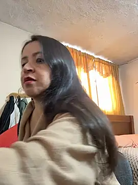 latinfemale online show from March 22, 9:05 pm