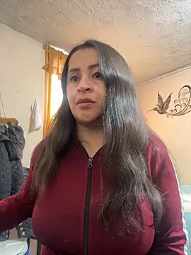 latinfemale online show from April 17, 9:17 pm