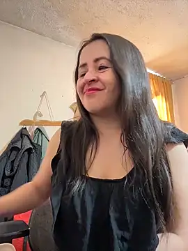 latinfemale online show from June 2, 7:58 pm