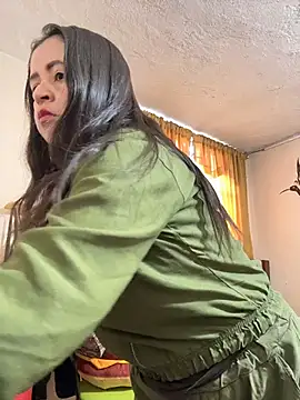 latinfemale online show from July 17, 9:01 pm