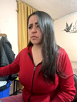 latinfemale online show from November 4, 1:31 am