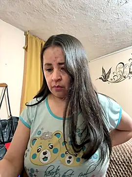 latinfemale online show from November 7, 1:21 am