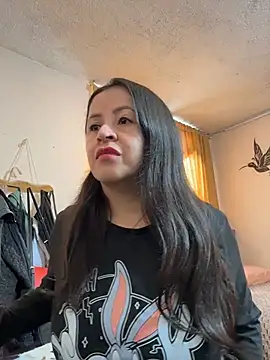 latinfemale online show from March 12, 8:13 pm