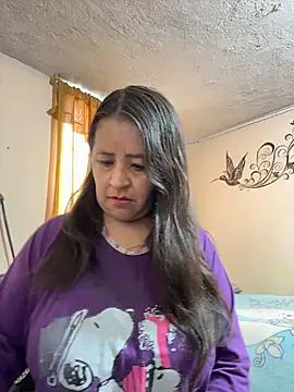 latinfemale online show from February 20, 9:39 pm