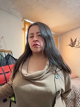 latinfemale online show from March 27, 8:32 pm