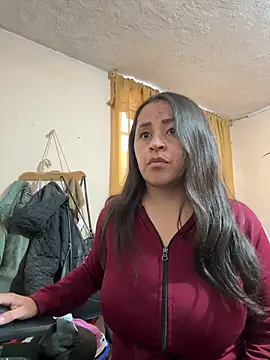 latinfemale online show from November 7, 9:19 pm