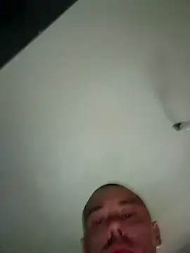 Pavelbure77 online show from November 2, 5:56 am